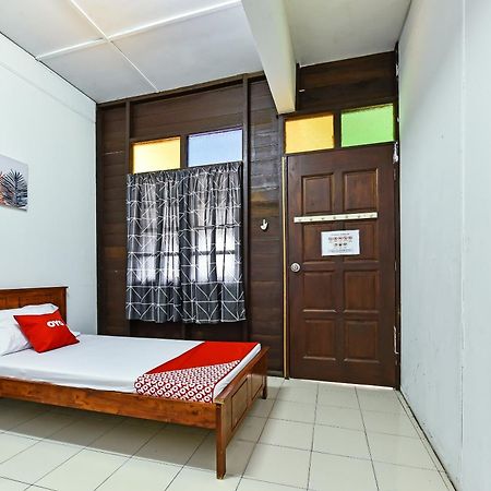 Spot On 90541 Pd Motel بورت ديكسون المظهر الخارجي الصورة